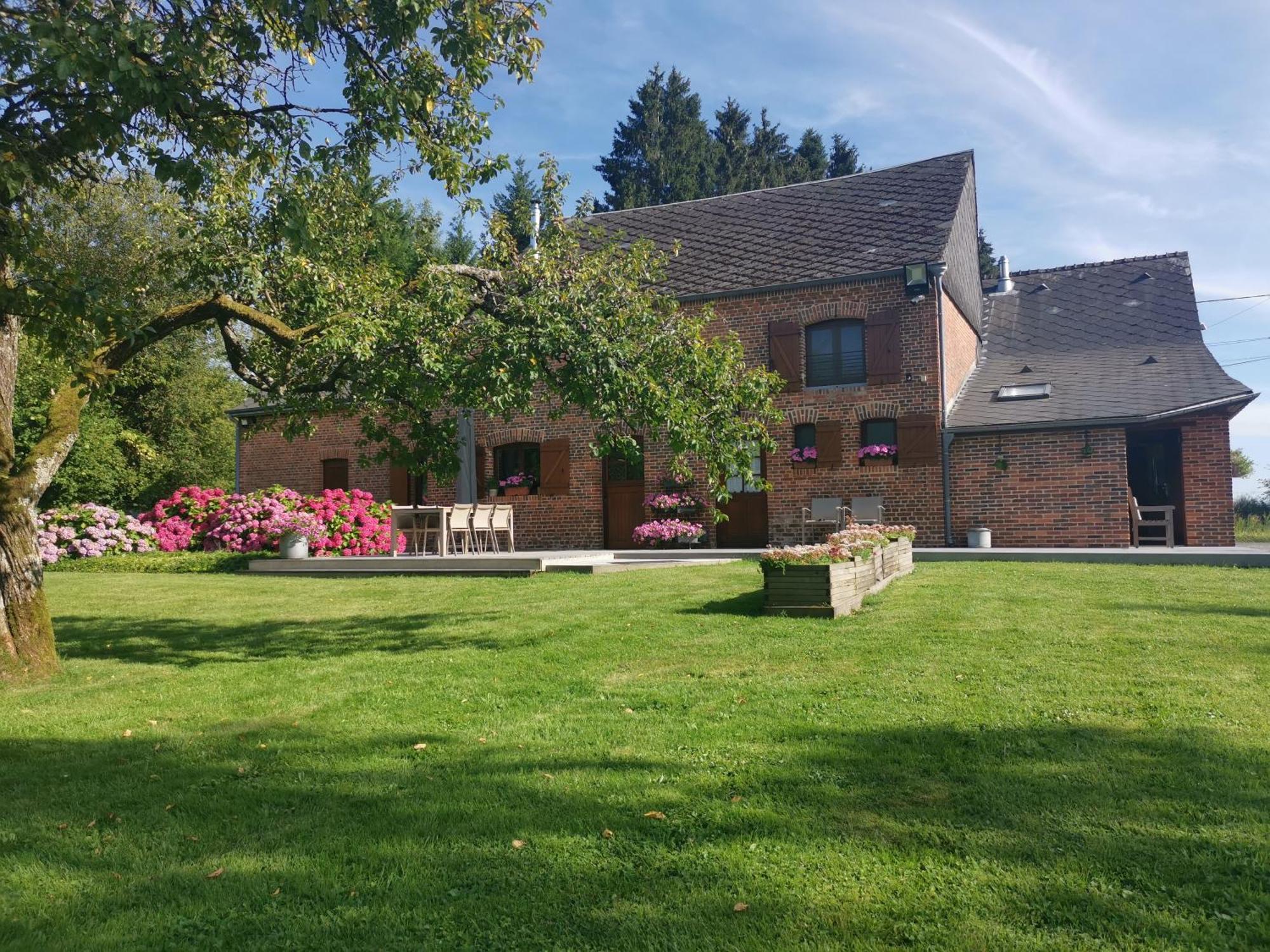 La Croix Bala Vila Signy-le-Petit Exterior foto